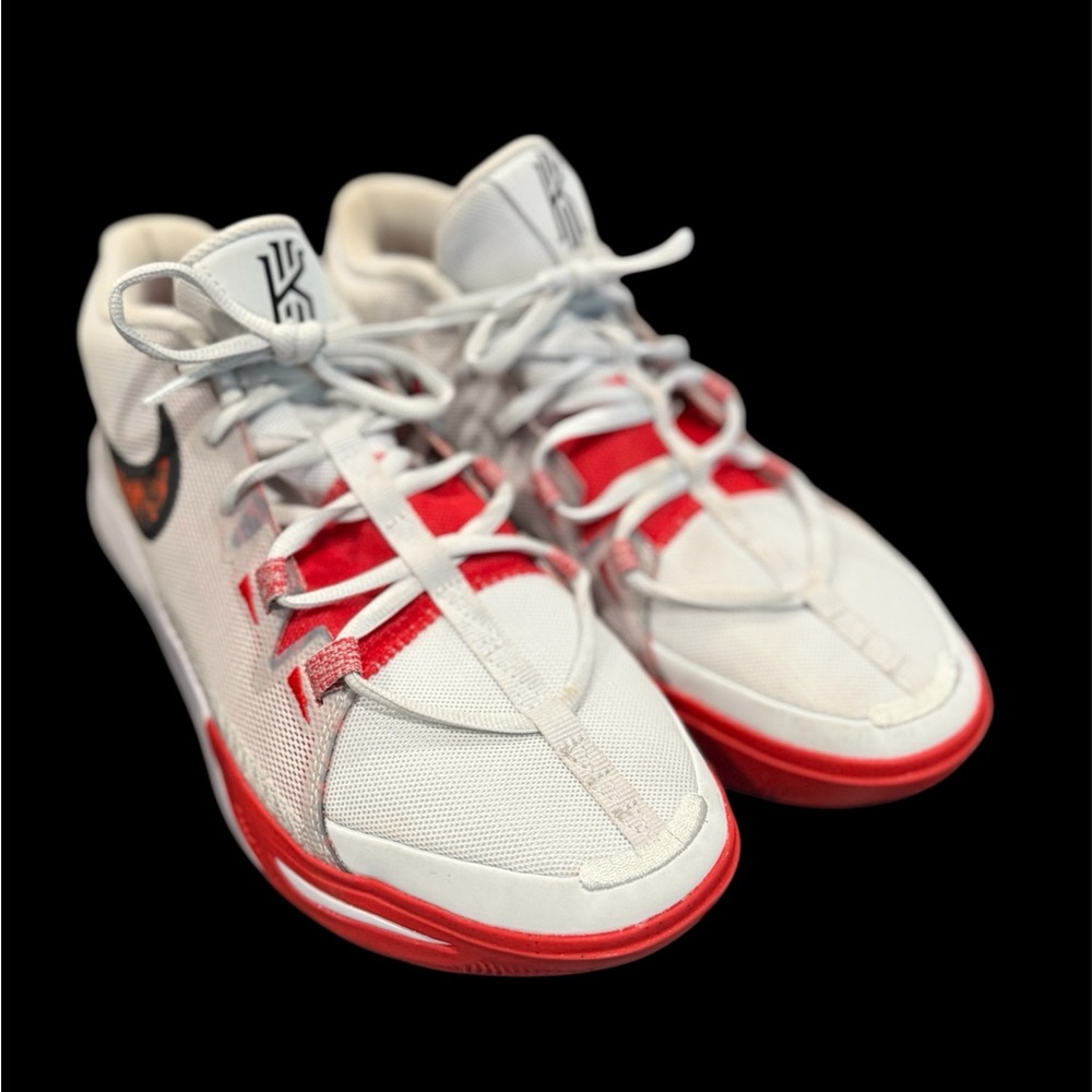 Nike Kyrie Flytrap 6 “Photon Dust” University Red Men’s 8.5 NWOT